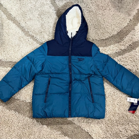 Brand new with tags - Men’s Reebok Puffer Sherpa Jacket - Picture 8 of 9